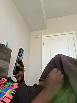 makeherfeelg online show from 03-25-26, 02:01