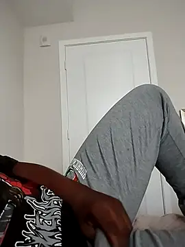 makeherfeelg online show from 04-20-26, 01:36