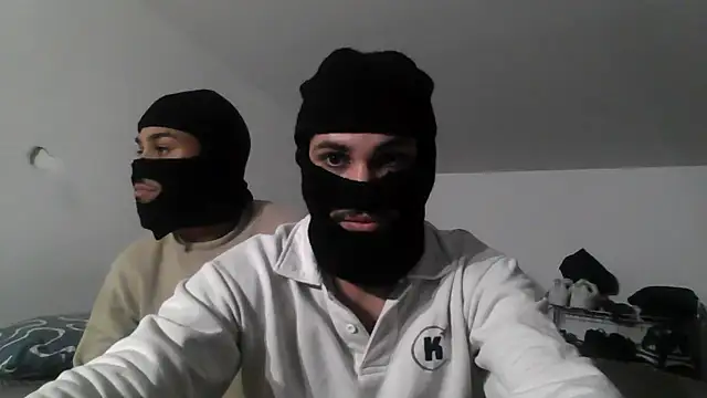 Snapshot of ptcasalprive chatting on 03-04-26, 01:11 ptcasalprive online show from 03-04-26, 01:11