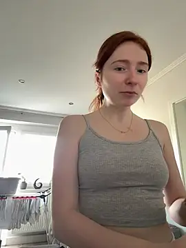 Snapshot of HoneyBunny18 chatting on 02-26-26, 01:21 HoneyBunny18 online show from 02-26-26, 01:21