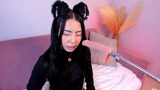 Snapshot of Valecute_ chatting on 06-30-26, 08:32 Valecute online show from 06-30-26, 08:32