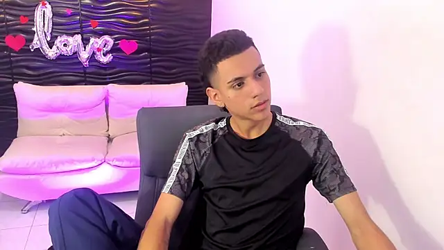 dominicjonnes online show from 04-15-26, 07:58