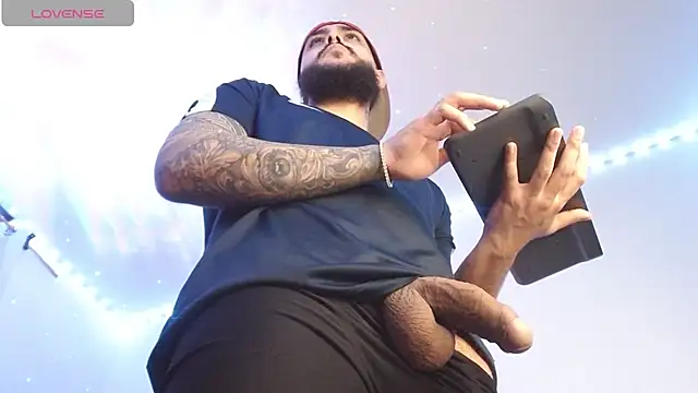 SantiagoHincapiie online show from 04-02-26, 12:08