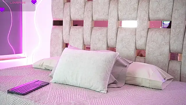 Fernanda thail  online show from 03-07-26, 07:44