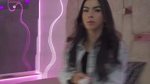 Fernanda thail  online show from 03-24-26, 07:19