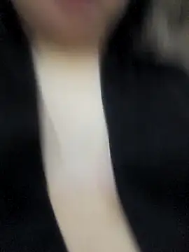 Snapshot of Halyken chatting on 02-27-26, 06:24 Halyken online show from 02-27-26, 06:24