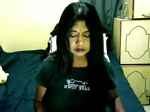 Snapshot of IndianPleasures21 chatting on 05-12-26, 11:02 IndianPleasures21 online show from 05-12-26, 11:02