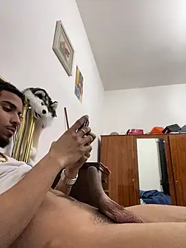 Snapshot of la_popoluard0 chatting on 02-21-26, 08:21 la popoluard0 online show from 02-21-26, 08:21