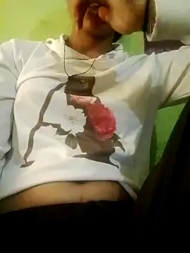 wifedesi7050 online show from 04-01-26, 08:04