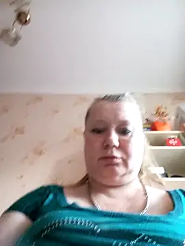 Snapshot of KiraStanton chatting on 04-23-26, 04:42 KiraStanton online show from 04-23-26, 04:42