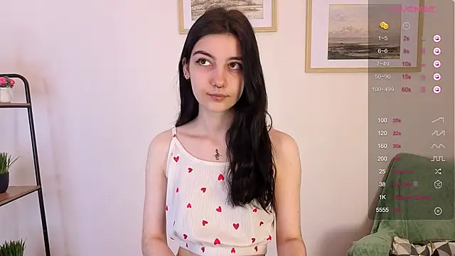 Lilian Merf online show from 04-25-26, 08:06