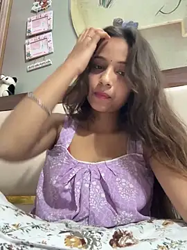 Snapshot of its_anuuu chatting on 02-20-26, 05:13 its anuuu online show from 02-20-26, 05:13