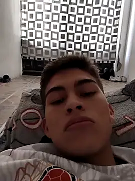 Snapshot of bbluchito chatting on 02-21-26, 03:46 bbluchito online show from 02-21-26, 03:46