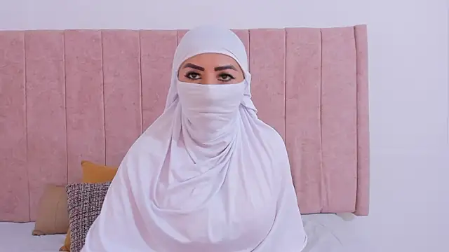 Snapshot of _jamiila chatting on 02-28-26, 02:07 jamiila online show from 02-28-26, 02:07