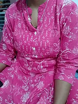 Queenlipx online show from 03-07-26, 03:42