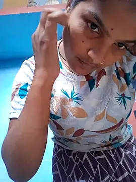 Akai-cam online show from 04-23-26, 06:47