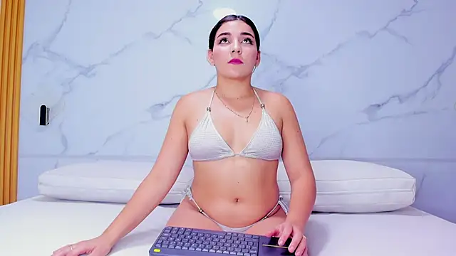 Snapshot of melanie_harl chatting on 02-24-26, 07:12 melanie harl online show from 02-24-26, 07:12