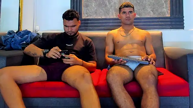 Latins on fire online show from 03-31-26, 12:34