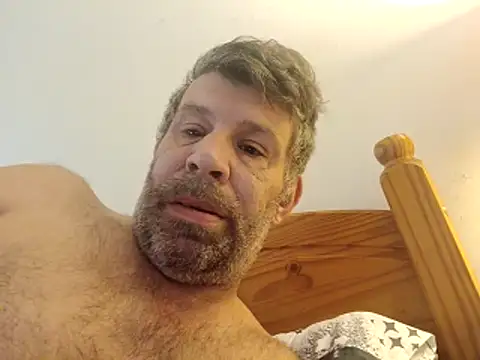 Snapshot of stud2512 chatting on 04-27-26, 07:17 stud2512 online show from 04-27-26, 07:17