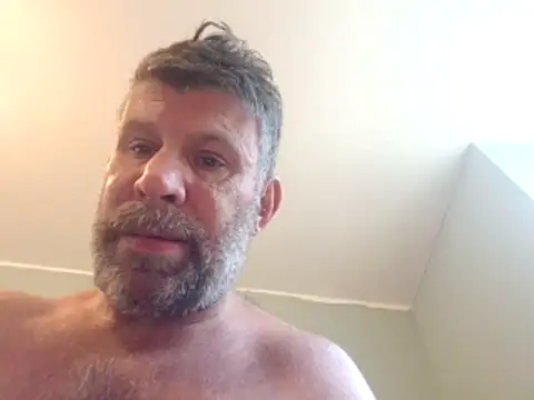 Snapshot of stud2512 chatting on 05-18-26, 05:41 stud2512 online show from 05-18-26, 05:41
