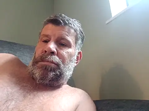 Snapshot of stud2512 chatting on 05-31-26, 04:47 stud2512 online show from 05-31-26, 04:47