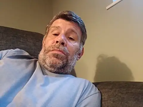 Snapshot of stud2512 chatting on 07-01-26, 07:57 stud2512 online show from 07-01-26, 07:57