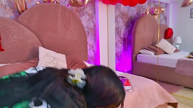 Snapshot of Renata_Love chatting on 02-23-26, 12:02 Renata Love online show from 02-23-26, 12:02