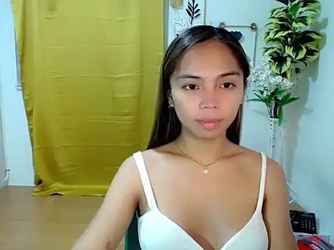 Snapshot of ur_asianhotleah chatting on 03-14-26, 06:57 ur asianhotleah online show from 03-14-26, 06:57