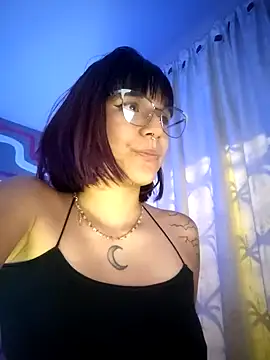 Snapshot of ElowenVirelle chatting on 02-26-26, 07:07 ElowenVirelle online show from 02-26-26, 07:07