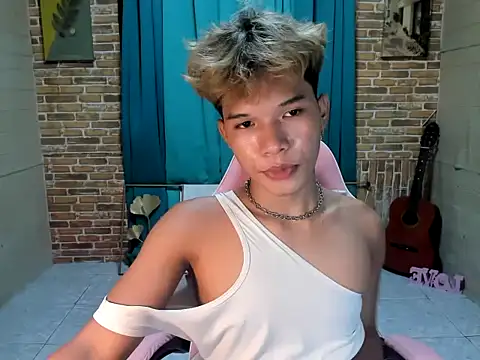 Nick cummer12 online show from 06-12-26, 08:46