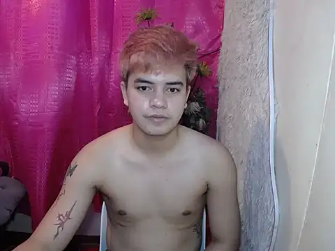 Snapshot of urbigcutienasio chatting on 06-20-26, 01:36 urbigcutienasio online show from 06-20-26, 01:36