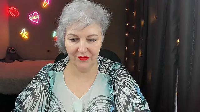 Mary-Leee online show from 03-09-26, 08:07