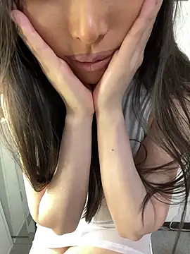 Snapshot of Juria_na chatting on 03-02-26, 10:22 Juria na online show from 03-02-26, 10:22