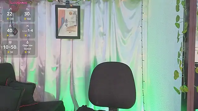 LeanaMaturee online show from 03-28-26, 12:05