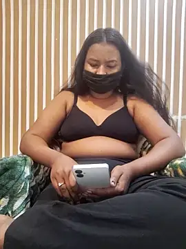 Snapshot of Cutie_bae011 chatting on 02-24-26, 02:20 Cutie bae011 online show from 02-24-26, 02:20