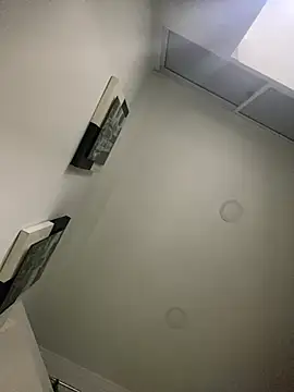 Snapshot of Maluxx333 chatting on 02-26-26, 01:04 Maluxx333 online show from 02-26-26, 01:04