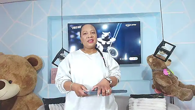 Snapshot of sharon_noa chatting on 05-25-26, 02:23 sharon noa online show from 05-25-26, 02:23