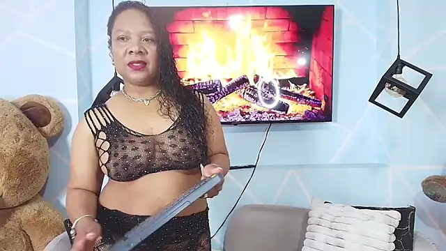 Snapshot of sharon_noa chatting on 05-28-26, 02:25 sharon noa online show from 05-28-26, 02:25