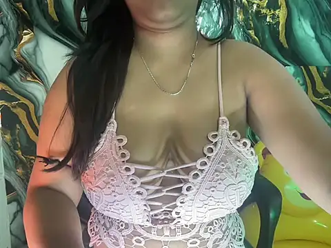 Snapshot of Saanvi_Star chatting on 06-07-26, 10:24 Saanvi Star online show from 06-07-26, 10:24