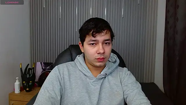 Snapshot of Julian_Smith21 chatting on 04-24-26, 03:09 Julian Smith21 online show from 04-24-26, 03:09