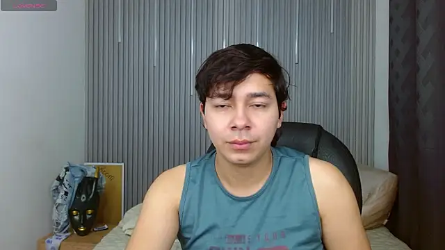 Snapshot of Julian_Smith21 chatting on 06-18-26, 03:51 Julian Smith21 online show from 06-18-26, 03:51