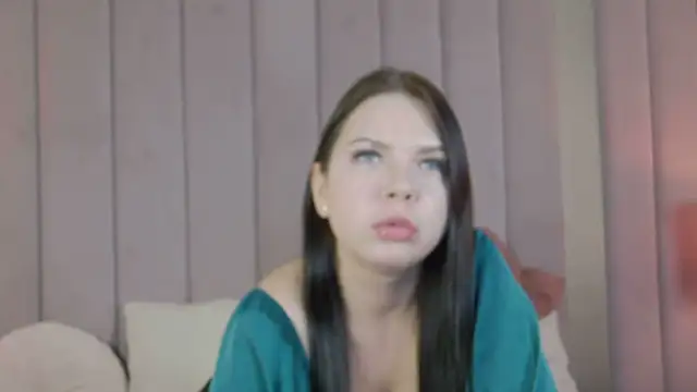 Monica Wood online show from 03-01-26, 04:31