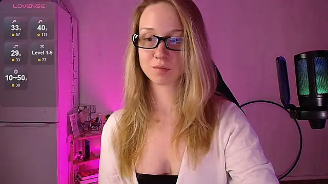 SatinSinner online show from 03-01-26, 03:47