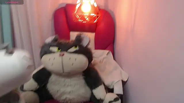 yaracute1 online show from 03-17-26, 09:40