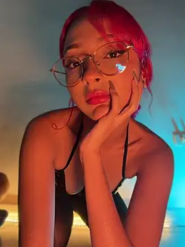   lya  online show from 04-24-26, 11:29