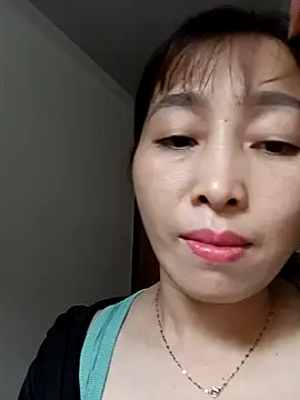 Snapshot of hd_love69 chatting on 02-25-26, 09:19 hd love69 online show from 02-25-26, 09:19