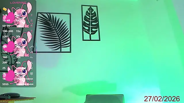 Snapshot of Ashly_Luxx chatting on 02-27-26, 01:33 Ashly Luxx online show from 02-27-26, 01:33