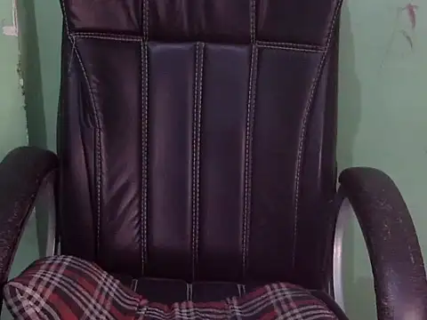 cute momo love online show from 04-21-26, 05:14