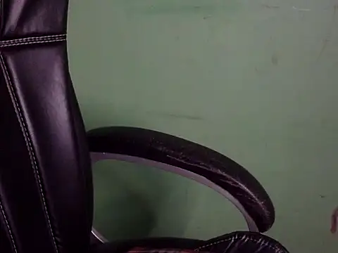 cute momo love online show from 04-26-26, 06:00