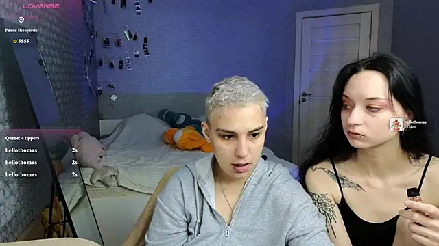 LuxuryLoverss online show from 05-02-26, 11:04